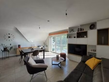 superbe appartement 1 chambre avec terrasse et garage