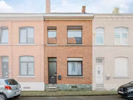 maison familiale prête à emménager au centre de lembeek