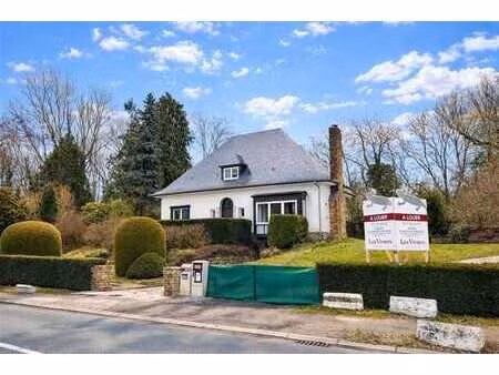 charmante maison 4 chambres à lasne -proximité des facilités