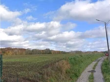 terrain a batir aux abords de wavre