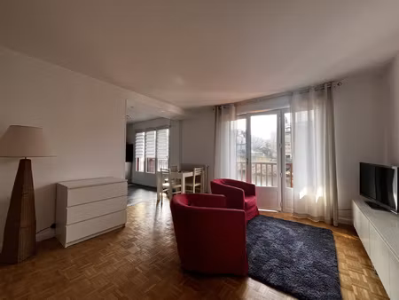 appartement t1 meuble - centre d'espalion