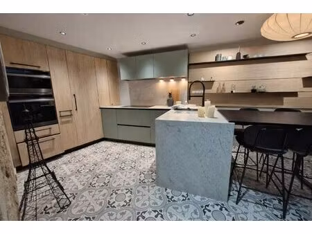 a louer - local commercal de 170 m² environ