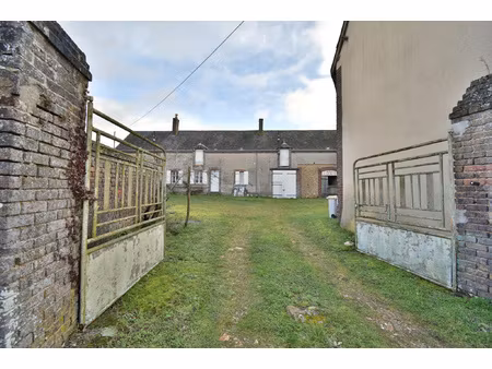 corps de ferme 13500 m2