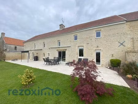14270 proche st pierre sur dives maison de 236 m² + dépendance