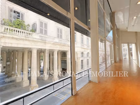 location locaux professionnels 3 pièces 72.6 m² à paris 1er (75001)  3 162 €