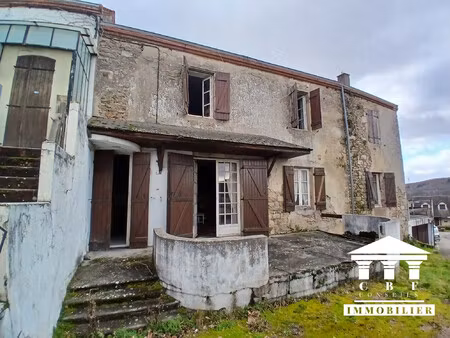 maison de village en pierre