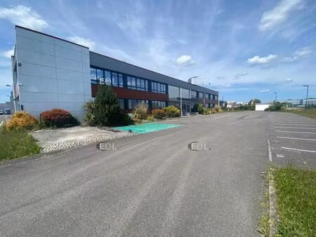santeny (94) - à louer - entrepôt avec stockage extérieur de 15 162 m²