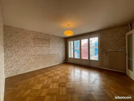 appartement 3 pièces 67 m²