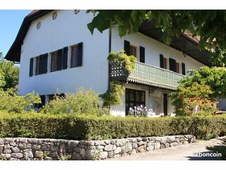 a louer ancienne ferme veyrier du lac