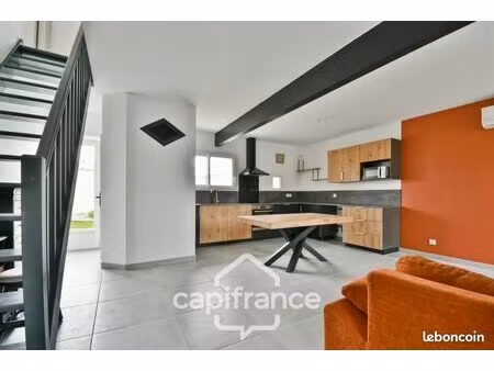 maison à louer à saint julien de l'escap