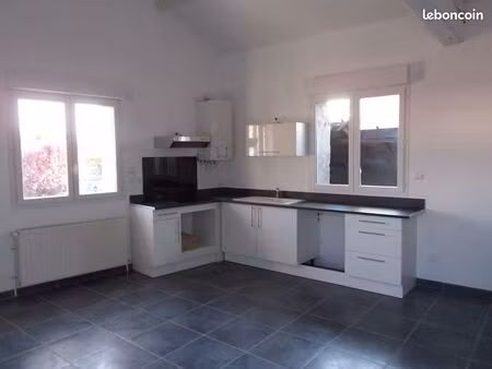 appartement a louer a bouthéon