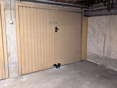 garage hyper sécurisé