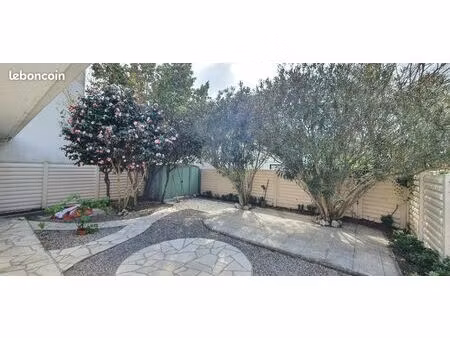 maison t3 avec jardin dans une impasse à cenon