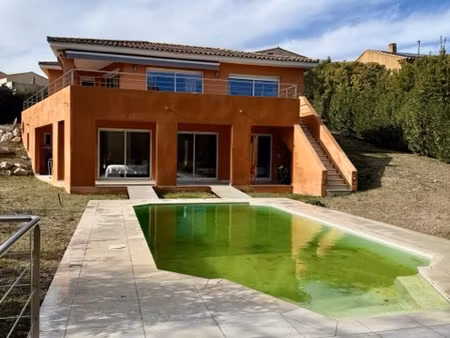 maison t6 avec piscine et grande terrasse  garage a vendre s