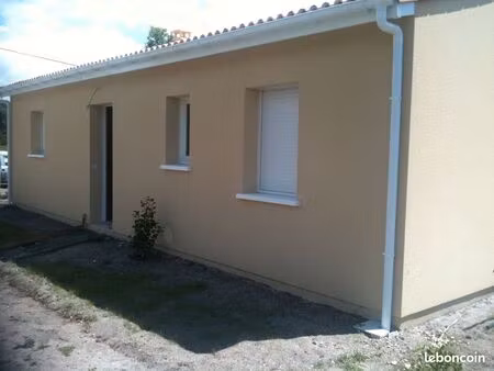 maison individuelle 86m2  construite en 2010 sur un terrain de 1100m2  cabanon de jardin u