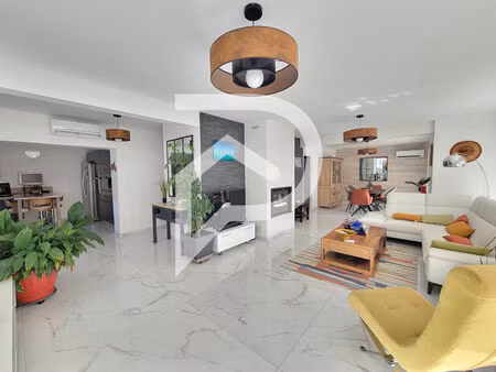 latour bas elne - superbe maison avec piscine et garage