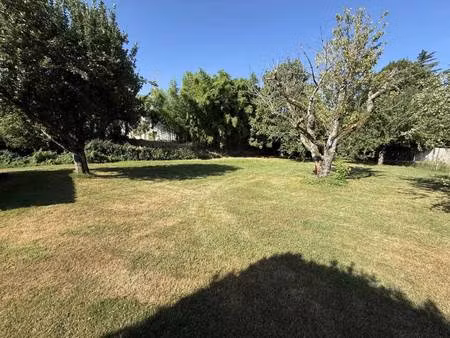 terrain constructible viabilisé à vendre