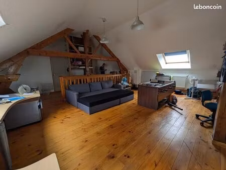 maison 5 pièces 202 m²