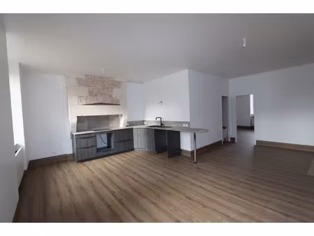 superbe t4 neuf au coeur du centre ville libre de suite