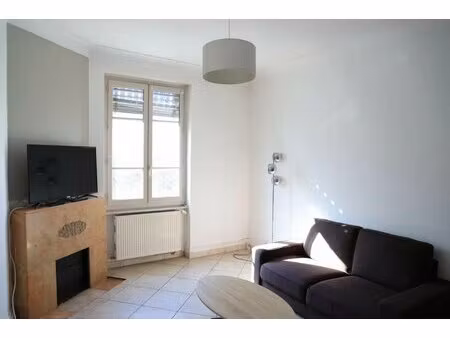 t2 meublé prox manufacture des tabacs