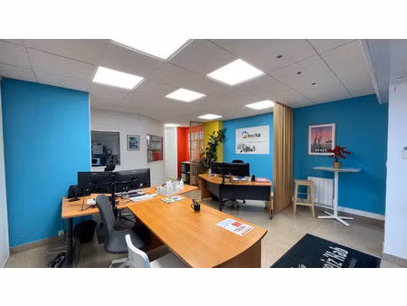 local professionnel - rue voltaire /lyon - 59.83 m2