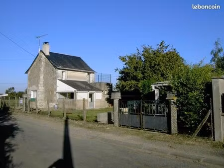 maison 3 pièces 60 m2 à 3 km de lencloître