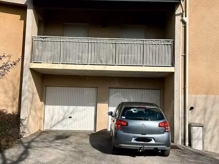 appartement t3 avec garage  cave  balcon