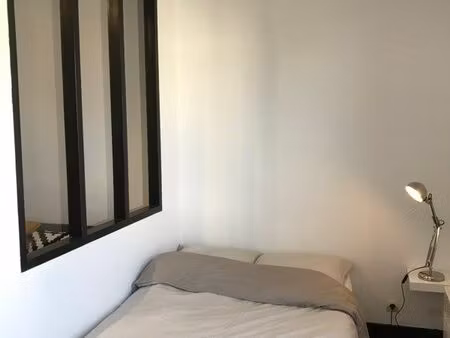 studio meublé moderne