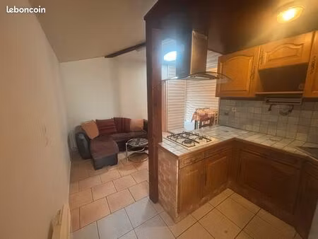 location t2 à l'année – env. 35 m² – centre ronce-les-bains