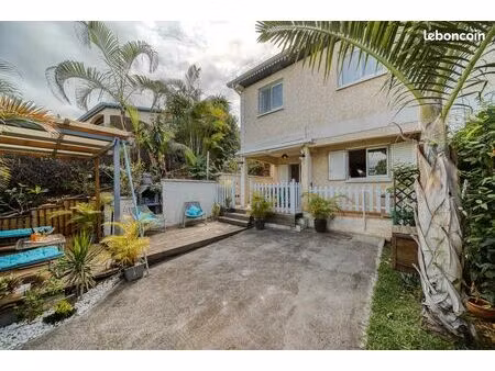 maison meublée t4 à louer à la rivière  3 chambres