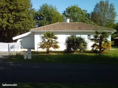 maison individuelle de 2009 à louer à l' année 82 m2