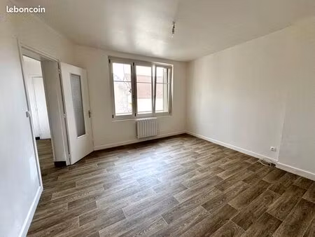 beau t3 traversant et lumineux – cœur de centre-ville  proche gare