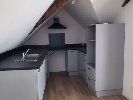 t3 sous combles  moderne et lumineux – centre-ville