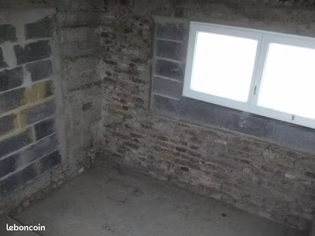 box à louer secteur houchin pour stocker meubles / cartons