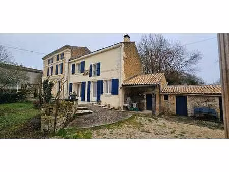 vente maison à la crèche (79260) : à vendre / 190m² la crèche