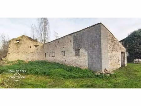 vente maison à secondigné-sur-belle (79170) : à vendre / 80m² secondigné-sur-belle