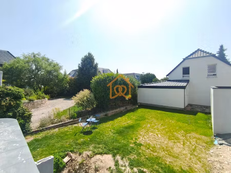 à geispolsheim village : appartement avec garage  parking et un