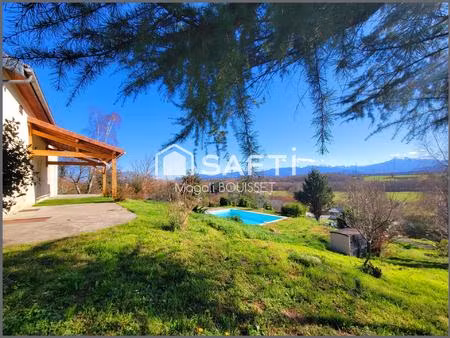 charmante maison t6 de 179m²  5 chambres dont une suite parentale  piscine  terrasses  gar
