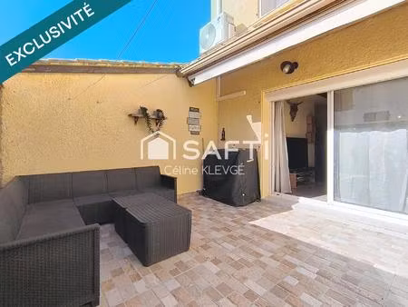 maison de village garage et terrasse