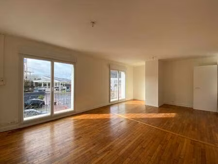 location appartement 3 pièces à guilers (29820) : à louer 3 pièces / 82m² guilers