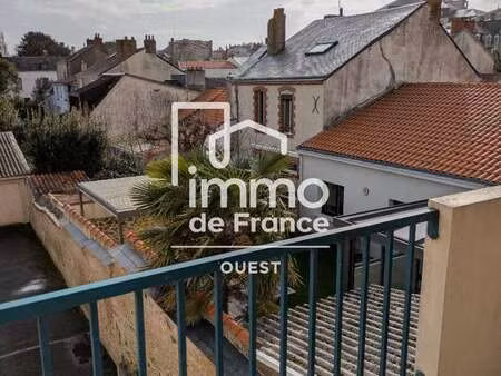 location appartement 2 pièces à la roche-sur-yon (85000) : à louer 2 pièces / 54m² la roch