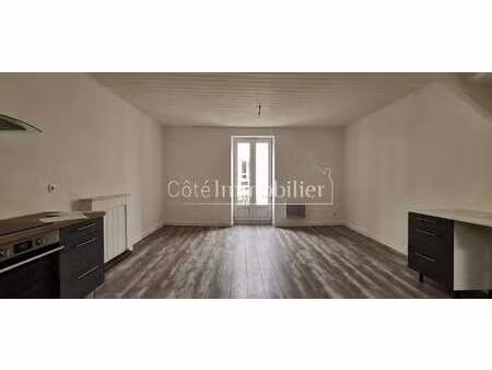 location appartement 3 pièces à pornic (44210) : à louer 3 pièces / 61m² pornic