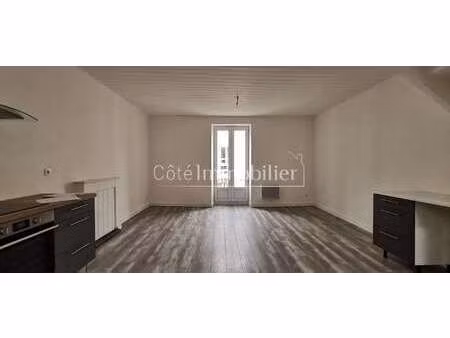 location appartement 3 pièces à pornic (44210) : à louer 3 pièces / 61m² pornic