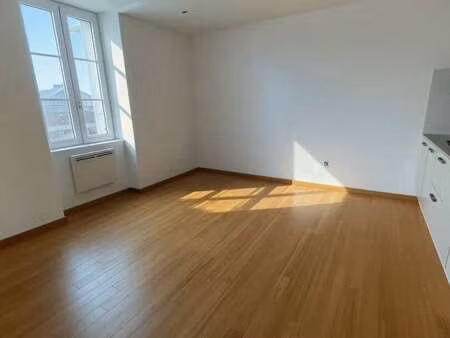 location appartement 2 pièces à savenay (44260) : à louer 2 pièces / 38m² savenay