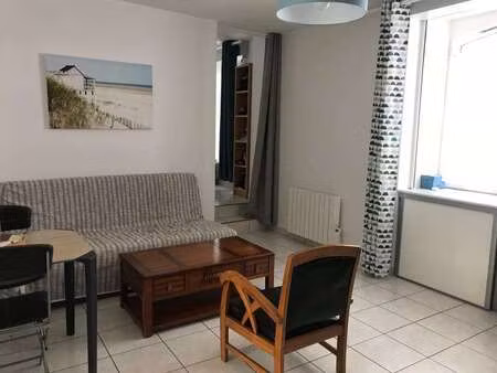 location appartement t1 meublé à vannes centre ville (56000) : à louer t1 meublé / 35m² va