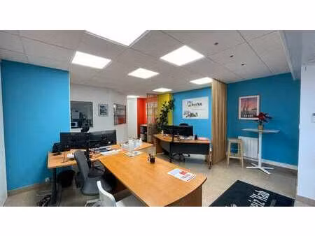 location bureaux et commerces à brest siam (29200) : à louer / 60m² brest siam