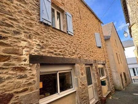 maison de village de 98m2 avec dépendance de 44m2