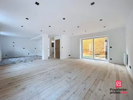 maison de ville à courgains 8 pièces 220 m2