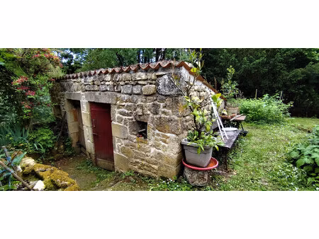 maison de charme avec dépendance + 2700 m² de nature – 140 0