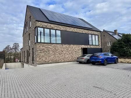 appartement te huur in genk met 2 slaapkamers